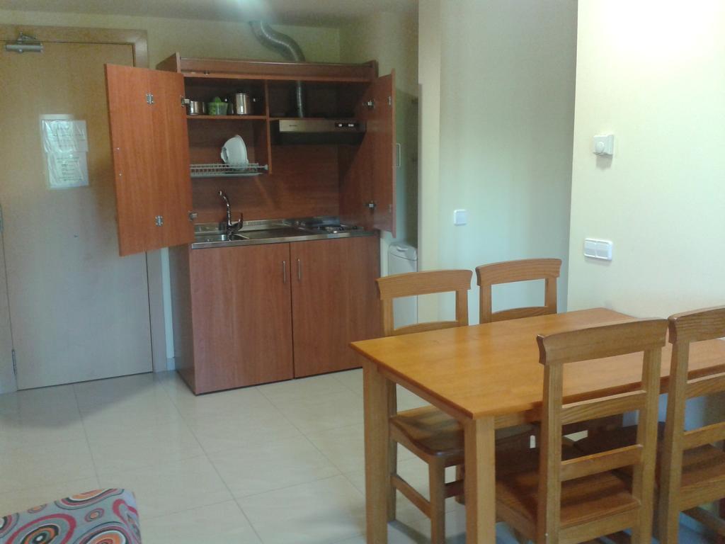 Apartamentos Fonda Finet Sant Felíu de Pallarols Zewnętrze zdjęcie